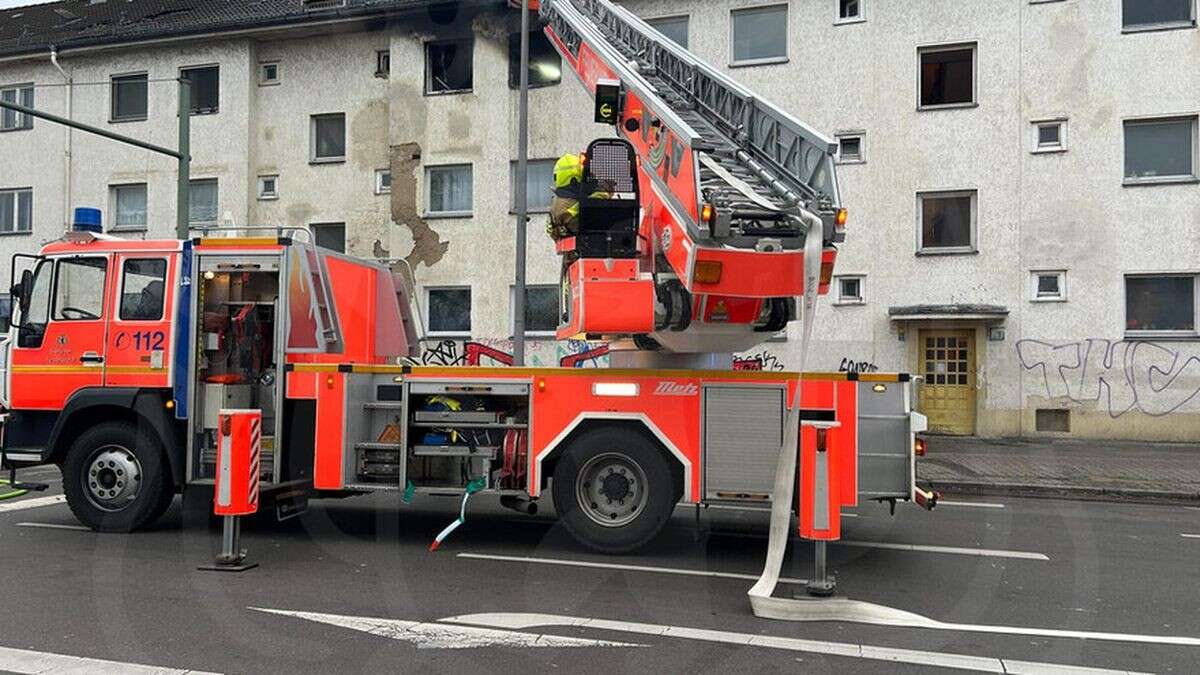 Wohnung in Neukölln in Vollbrand – Mieter müssen Haus verlassen