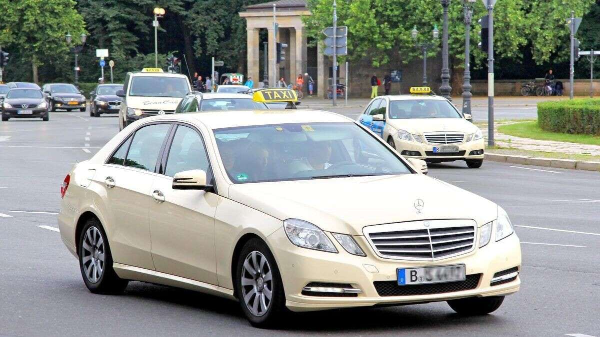 Kasupke freut sich über einen Harald-Juhnke-Platz