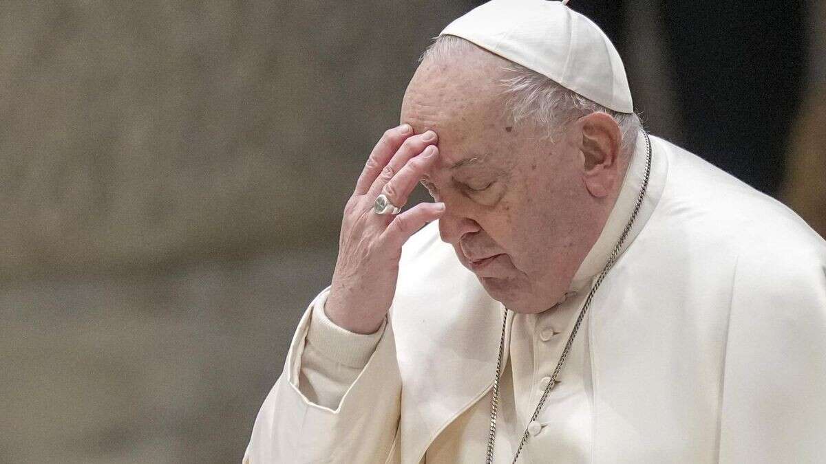 Papst: Zustand stabil, aber Pontifex schläft mit Sauerstoffmaske