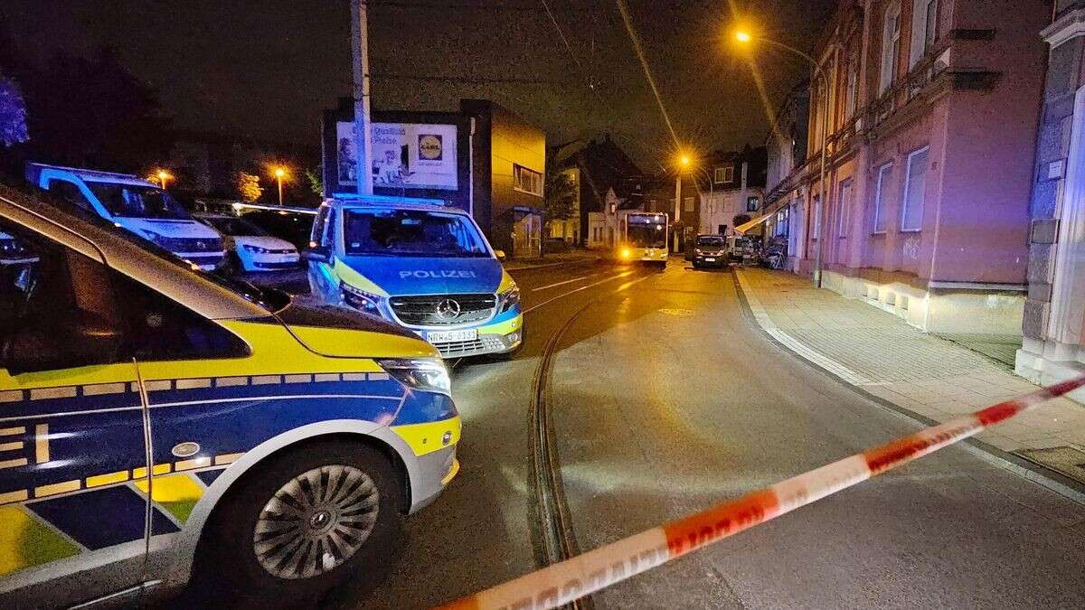 Mann legt Feuer und greift zur Machete – Kinder in Lebensgefahr