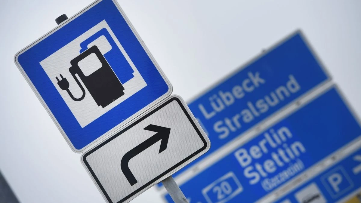 Im E-Auto zur Ostsee? Ladepunkte an 36 Rastplätzen geplant
