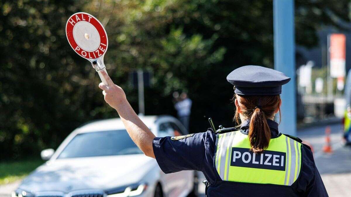 Faeser ordnet Kontrollen an allen deutschen Grenzen an