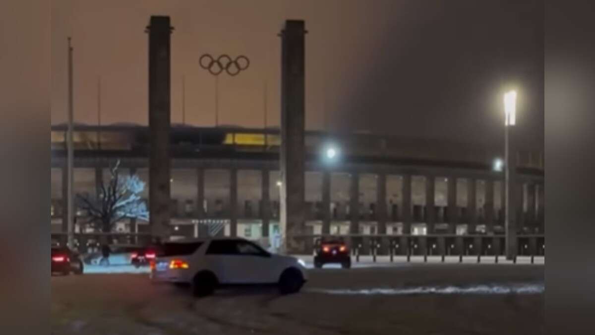 Video zeigt driftende Autos vor dem Olympiastadion