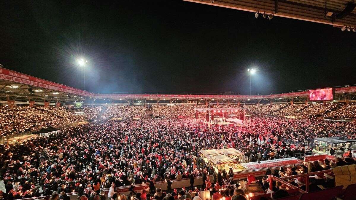 Weihnachten beim 1. FC Union: 28.500 Menschen singen im Stadion