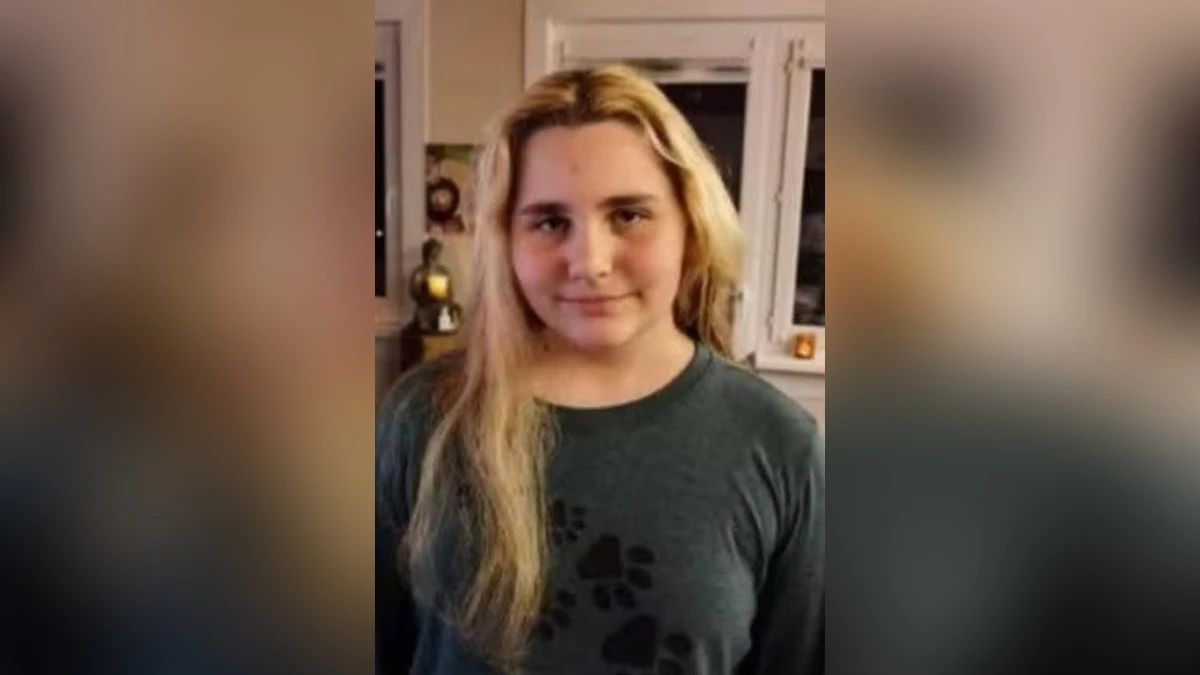 13-Jährige rief Mutter vom Bahnsteig an, seitdem wird sie vermisst