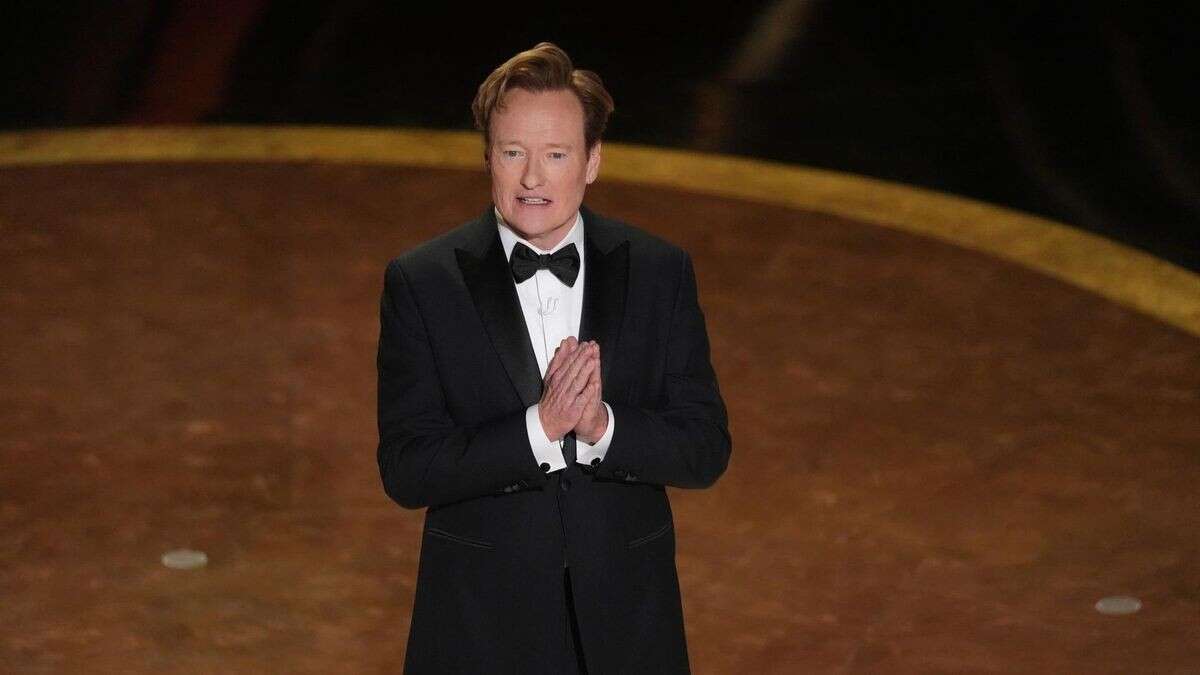 Beginn der Oscars: Conan O'Brien greift Kontroverse auf