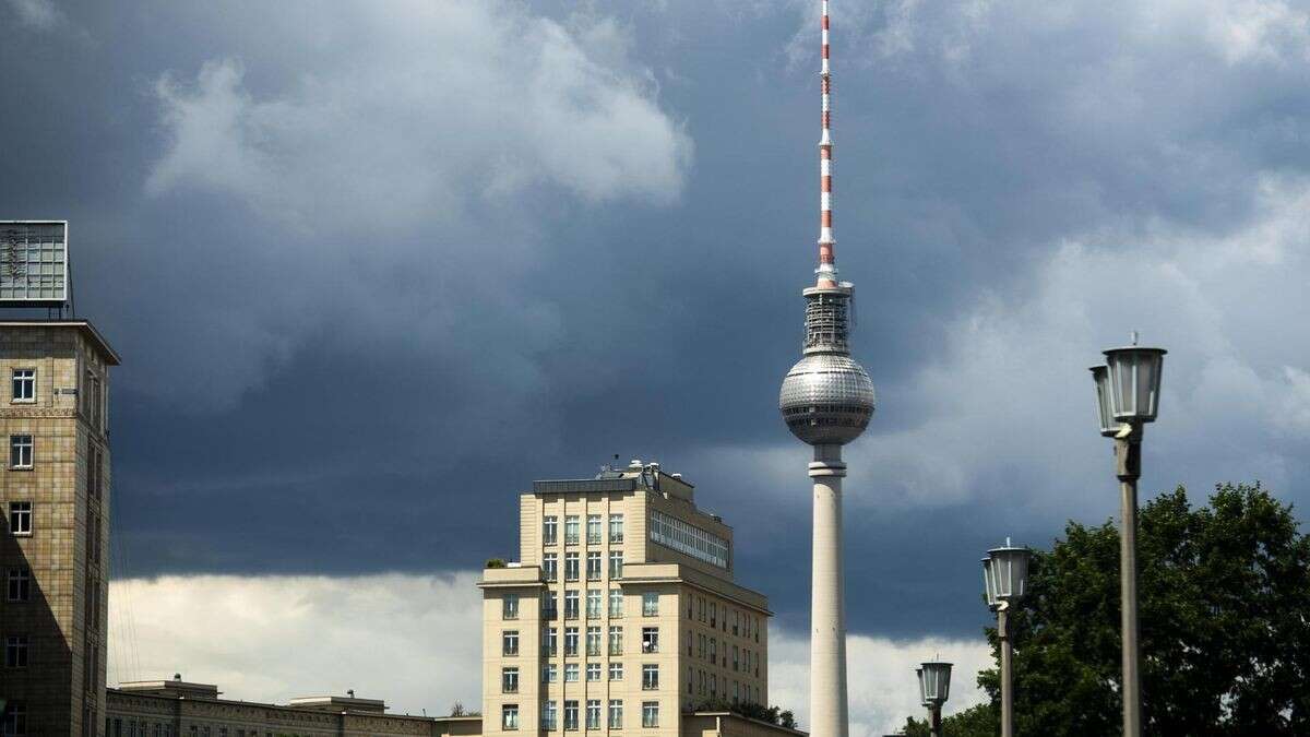 Warnung vor schwerem Gewitter – Diese Gebiete sind betroffen