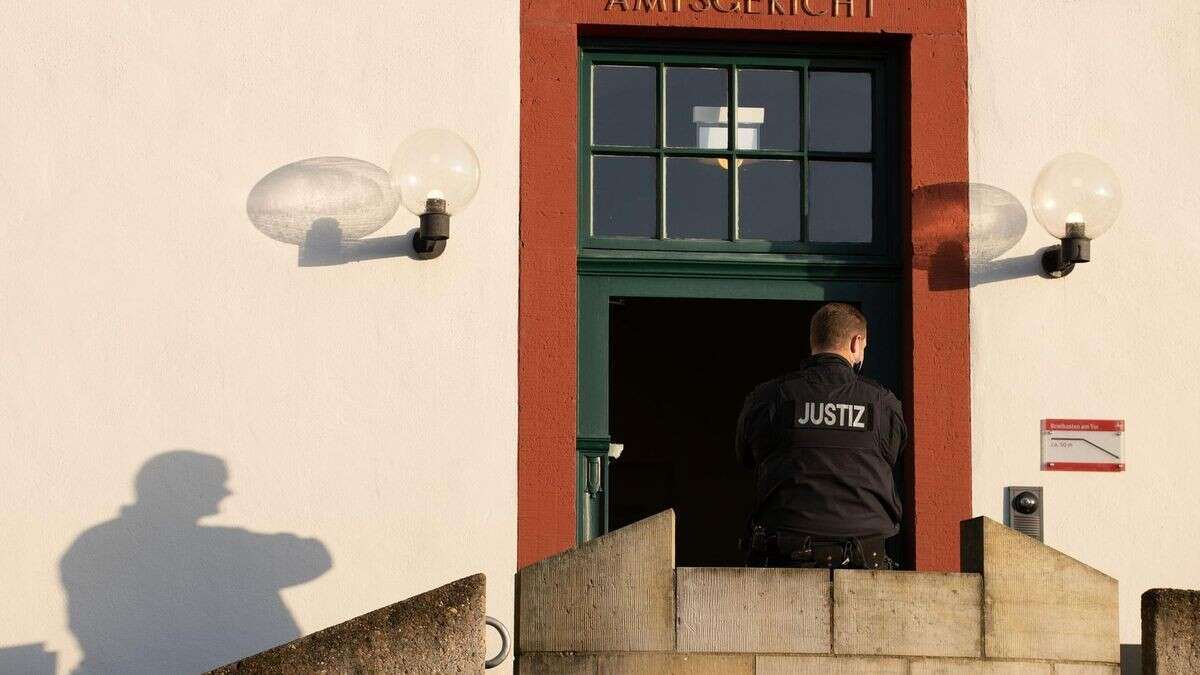 Ex-Richter wegen rassistischer Äußerungen aus Amt entlassen