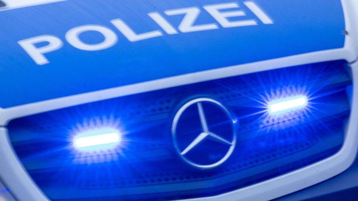 Kreuzberg: Messer-Attacke auf Ehefrau – Polizei sucht Zeugen