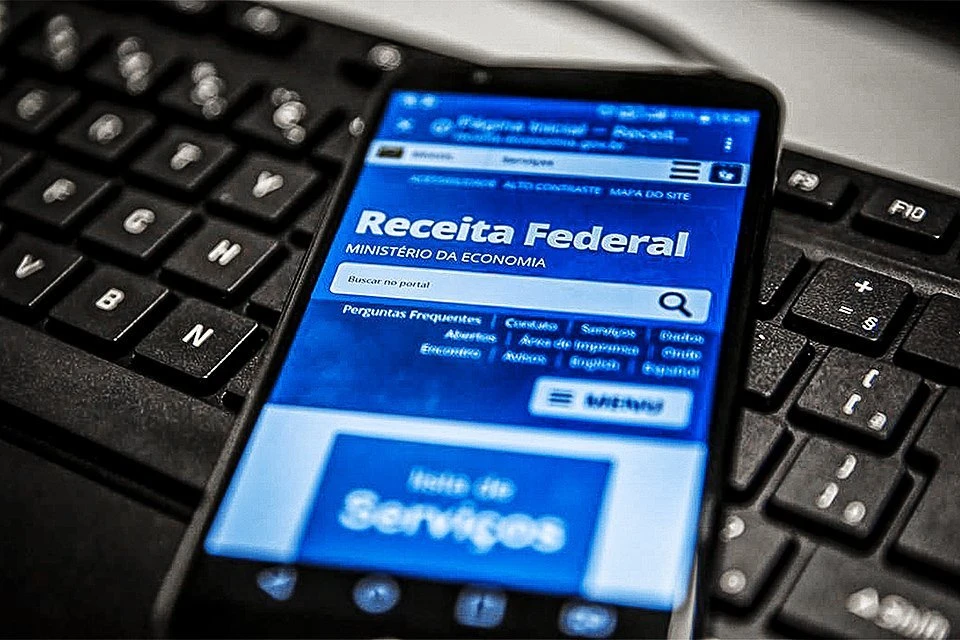 Imposto de Renda: Receita começa avisar hoje quem ficou na malha fina