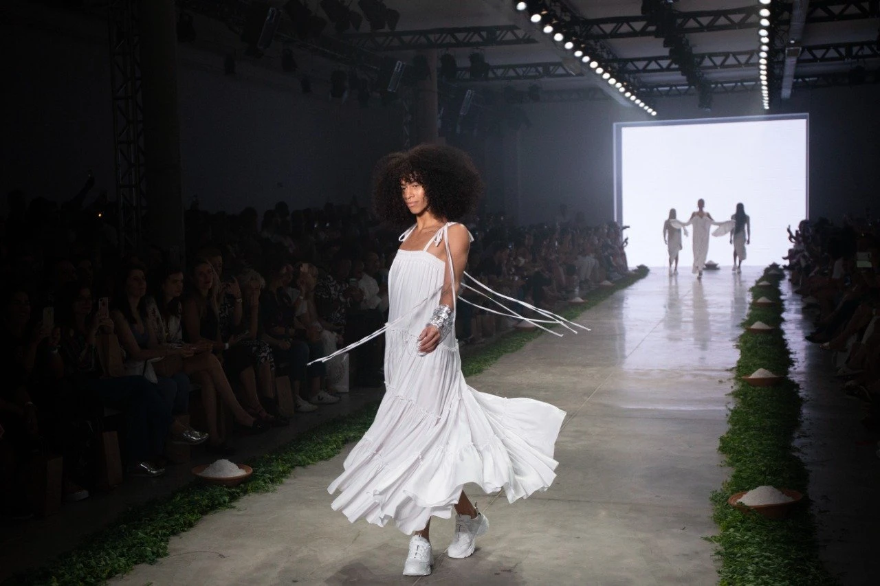 Pela 1ª vez na história, SPFW terá cota racial para negros e indígenas
