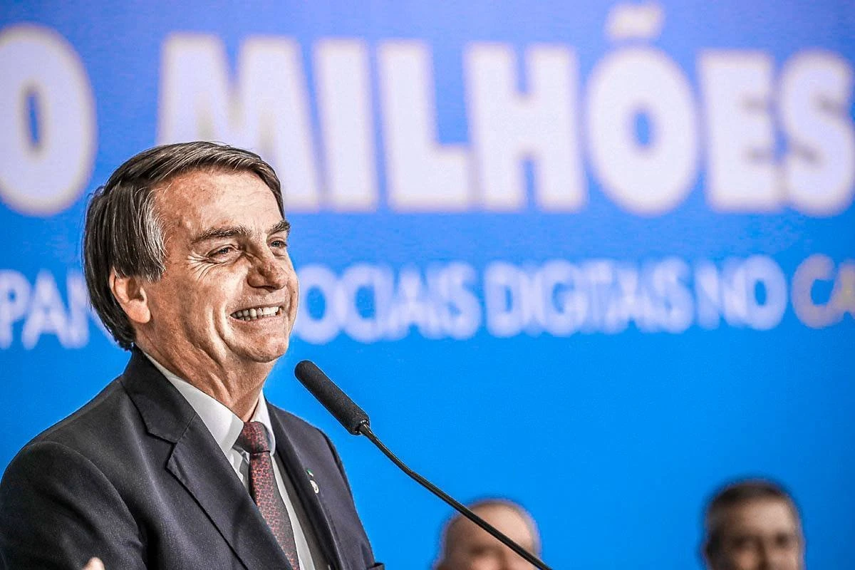 Deputados bolsonaristas se articulam para colocar aliado na Fiocruz
