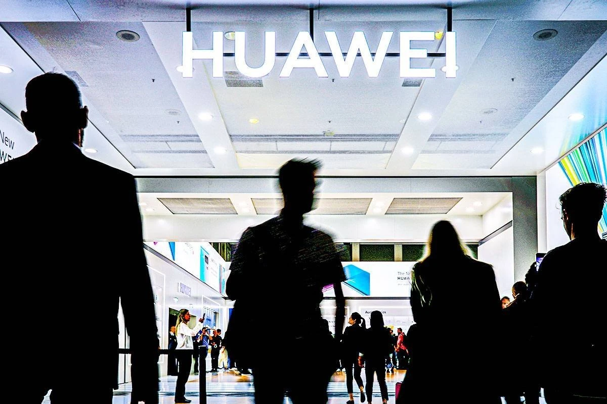 Contra China, EUA se dispõem a financiar teles no Brasil para rede 5G
