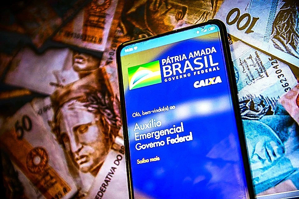 3,4 milhões recebem o auxílio emergencial nesta sexta-feira