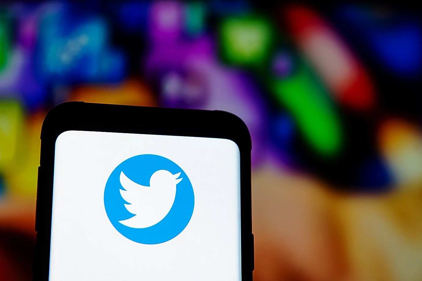 Twitter diz que posts marcados reduziram desinformação em eleição nos EUA