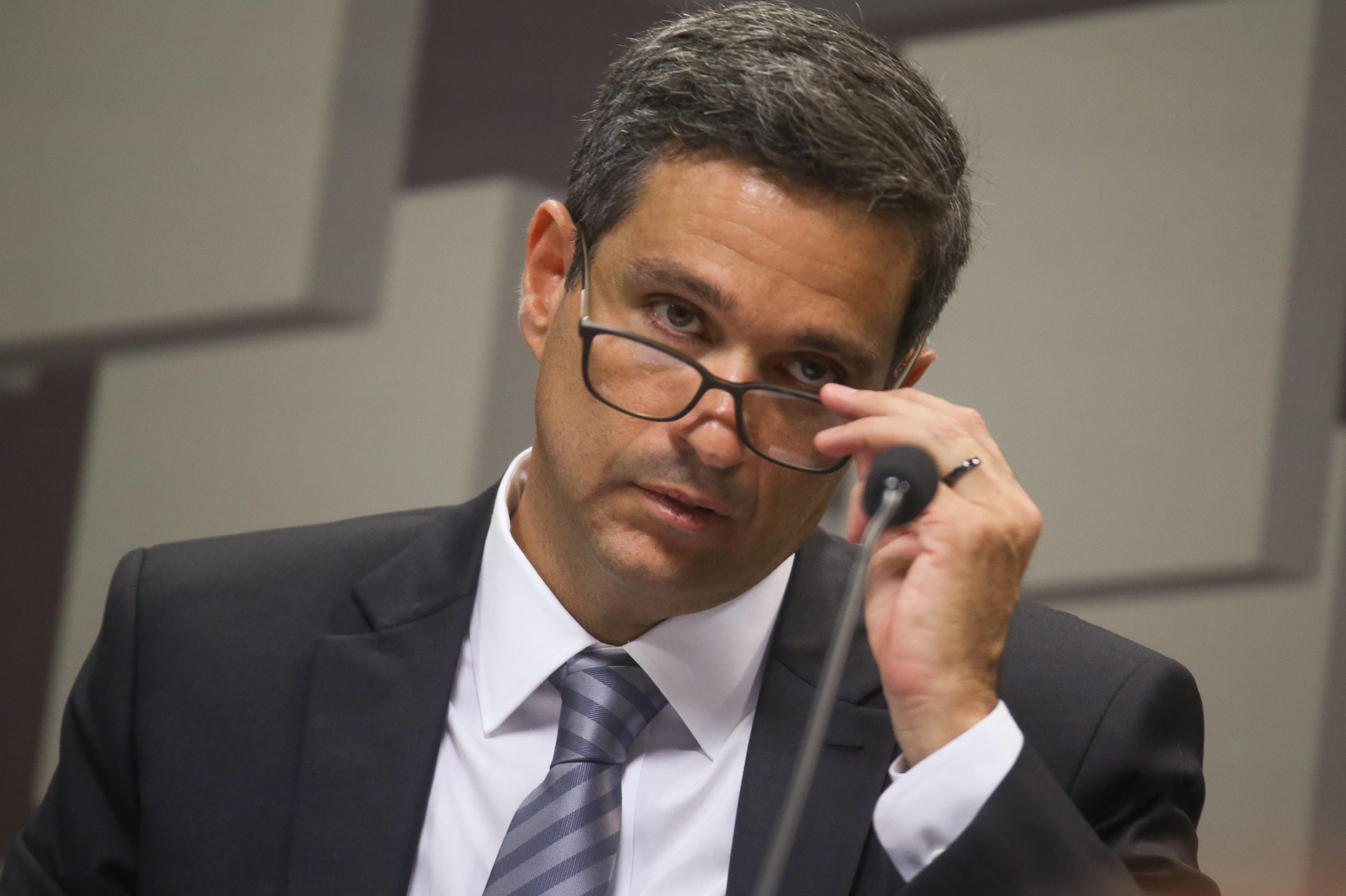 Copom deve manter juros em 2%, mas mercado já vê um aumento em 2021