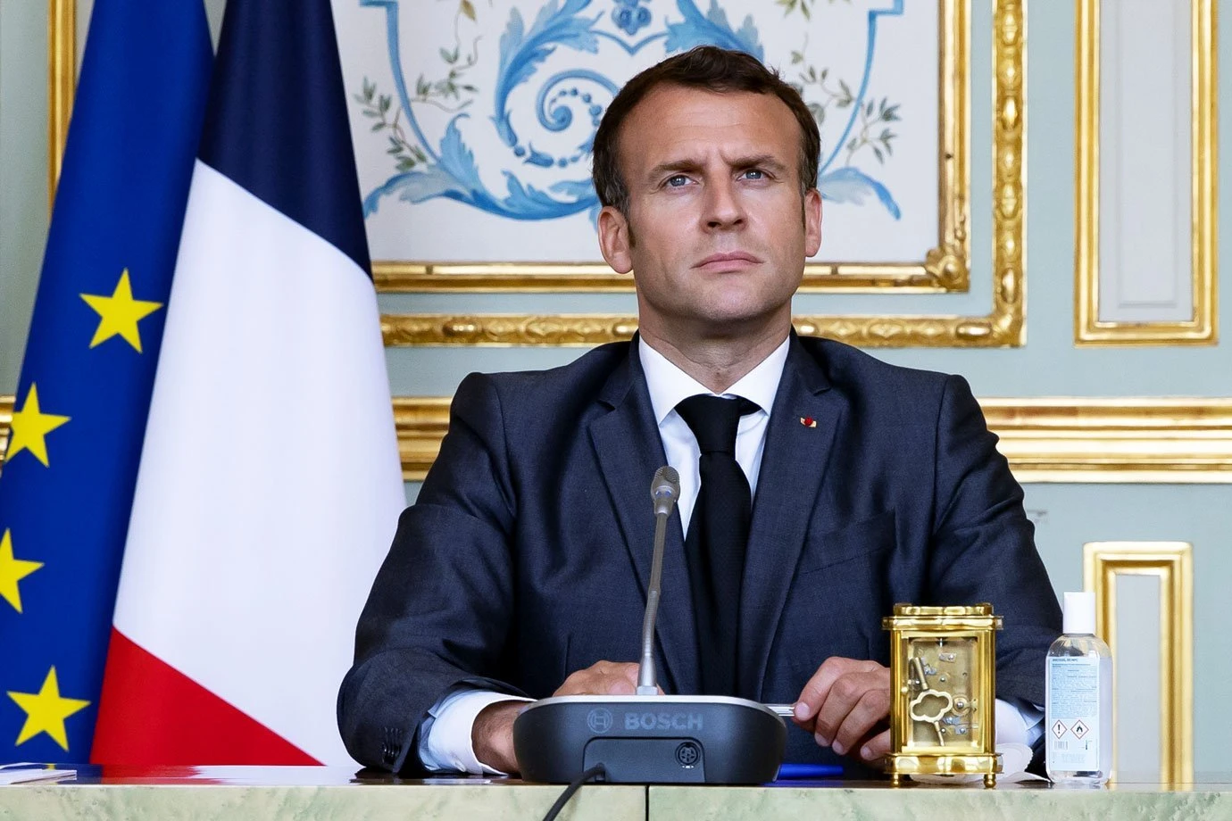 Revés para Macron e Le Pen em eleição com abstenção recorde na França