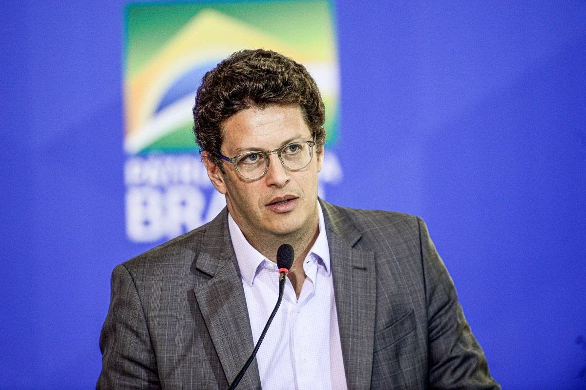 Após apoio de Maia e Alcolumbre a Ramos, Salles fala em assunto encerrado