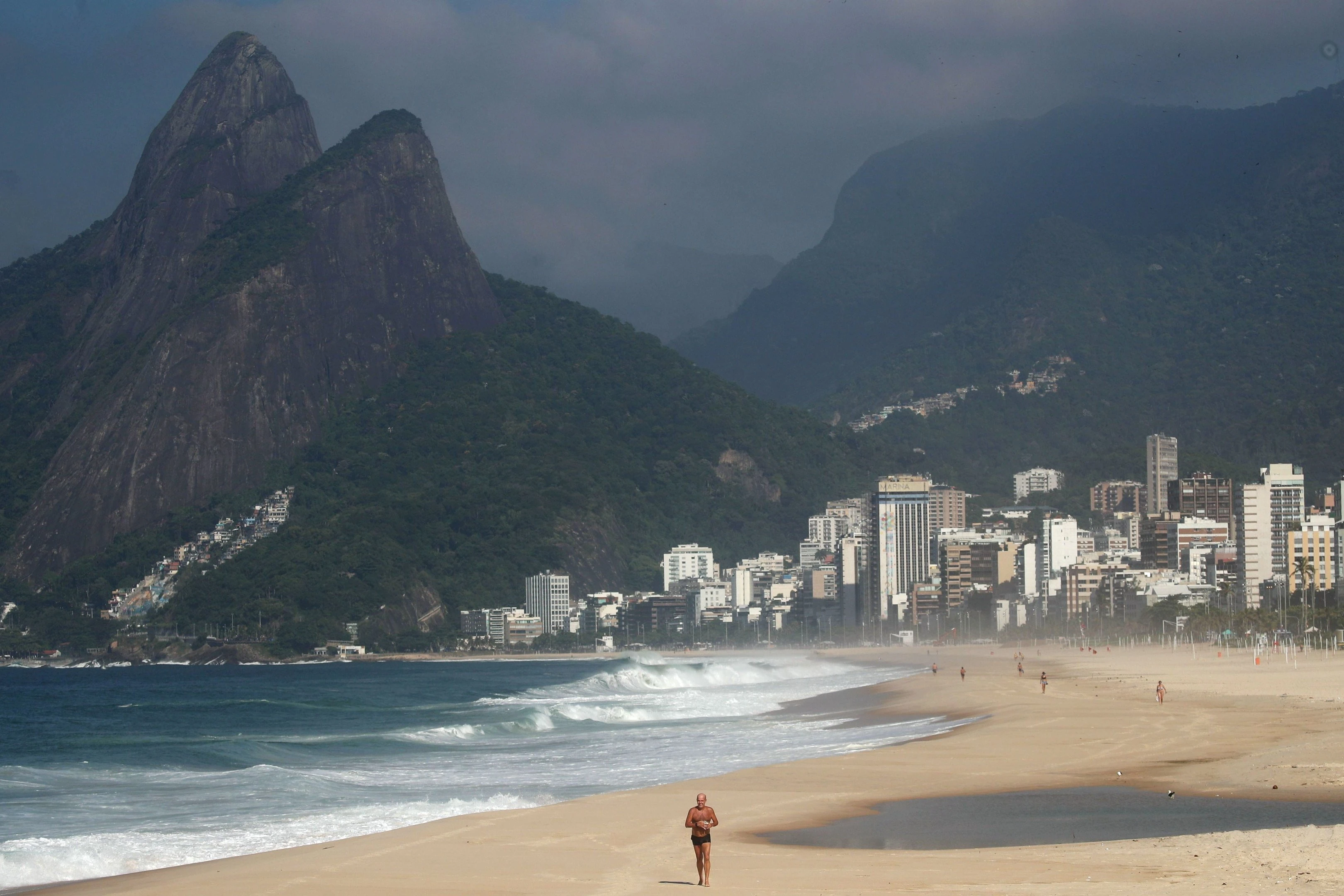 Nova variante do novo coronavírus é identificada no estado do Rio