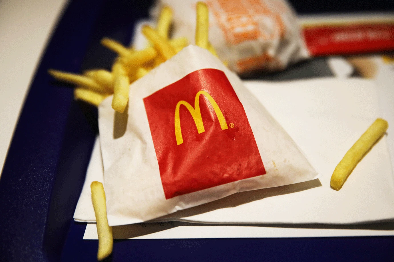 McDonald’s dá batata frita de graça em pedidos do Drive-Thru
