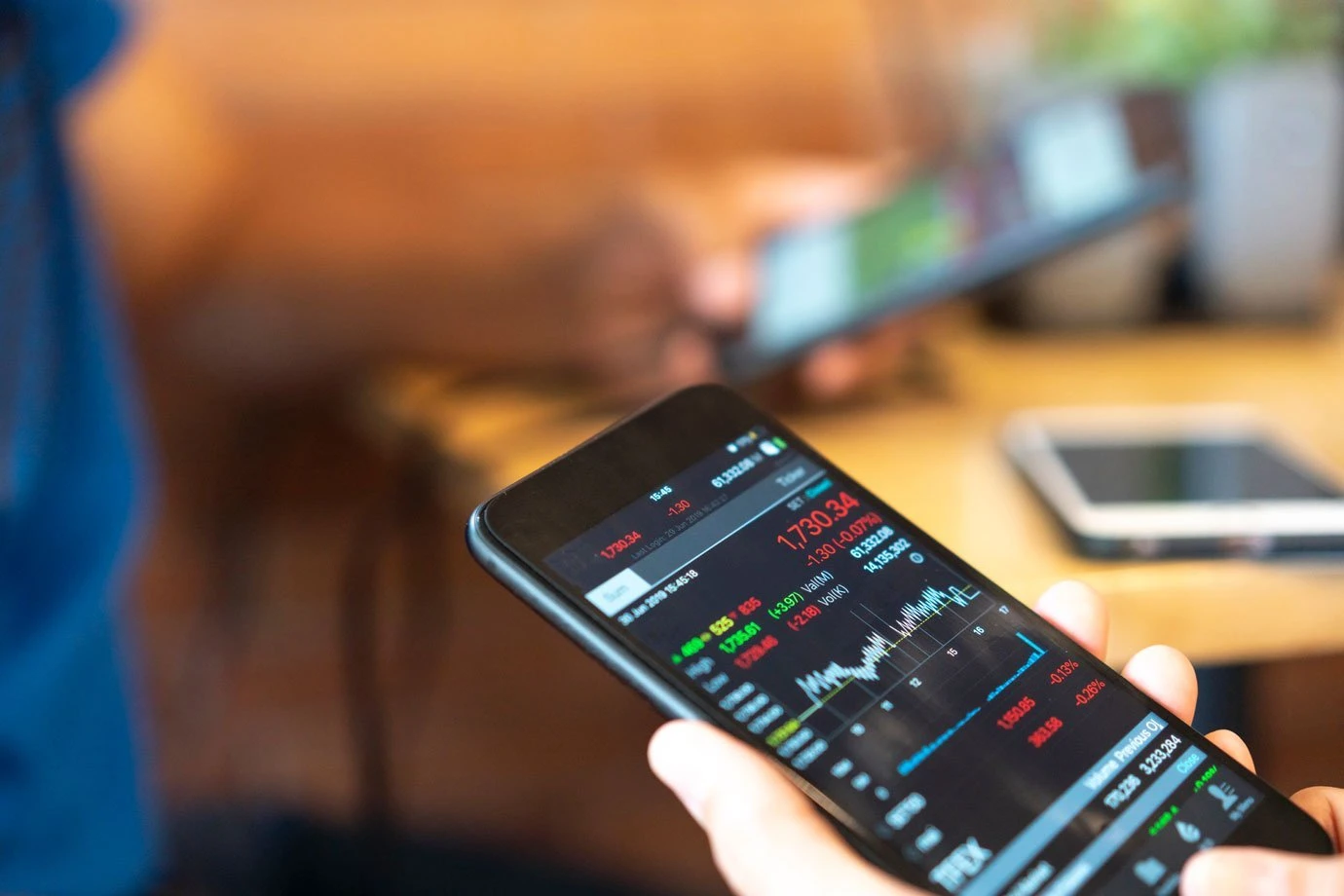 Bancos apertam controle sobre traders em trabalho remoto