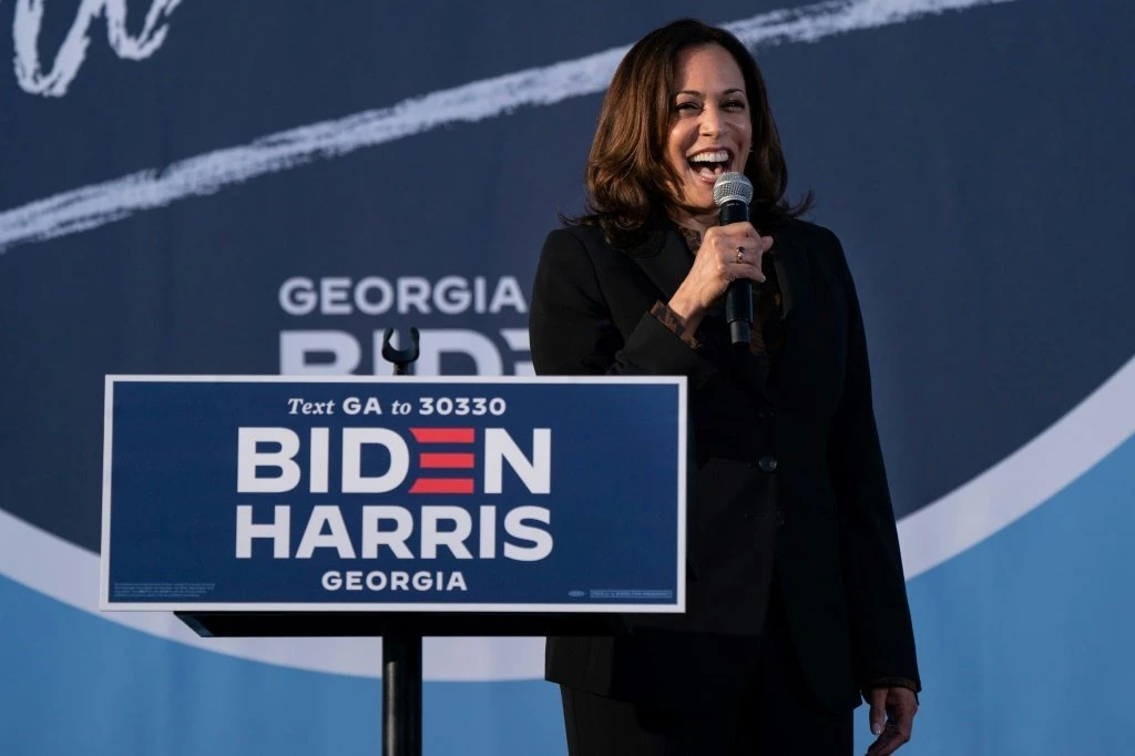 Kamala Harris: a força enérgica na discreta campanha de Joe Biden