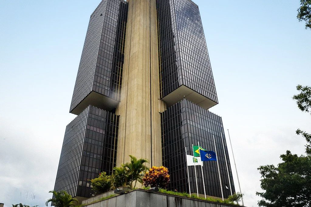 Pressões inflacionárias persistentes continuam no radar do Banco Central