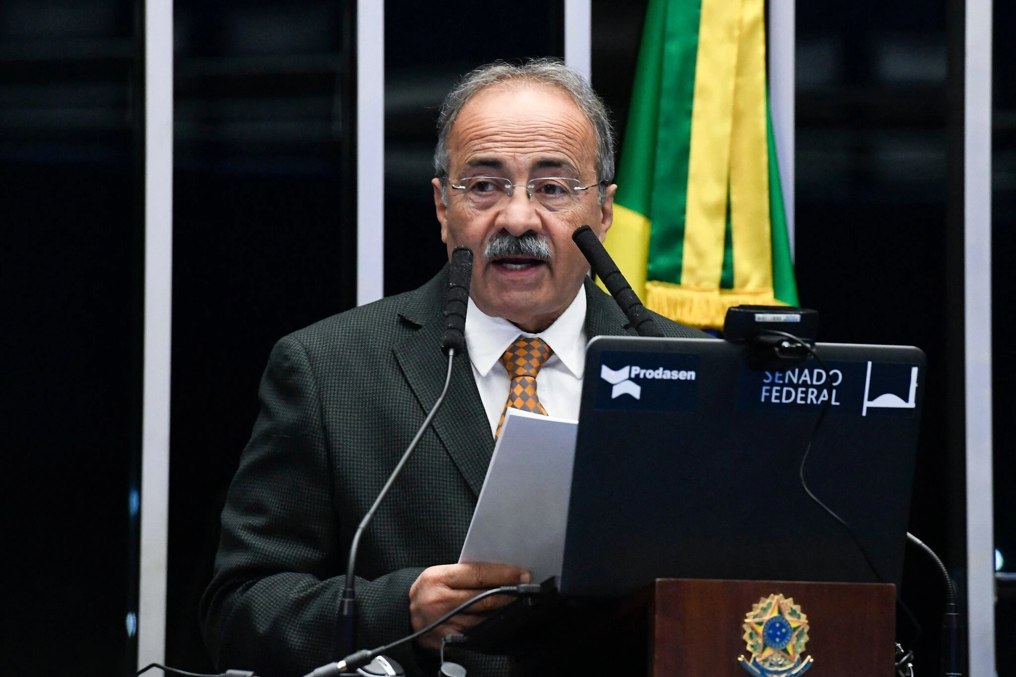 Chico Rodrigues, afastado pelo STF, tem o próprio filho como suplente