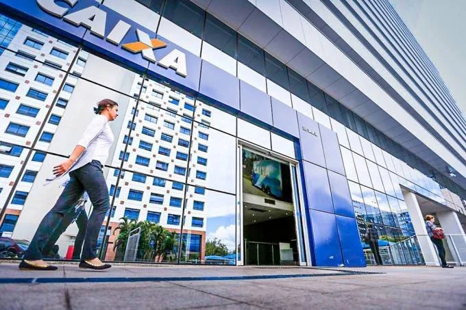 Caixa reduz juros para imóveis. Veja o impacto no financiamento e compare