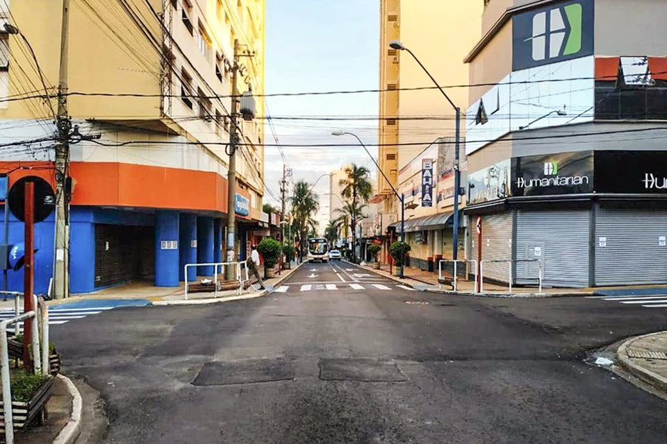 Araraquara e mais 59 cidades do interior de SP ampliam restrições