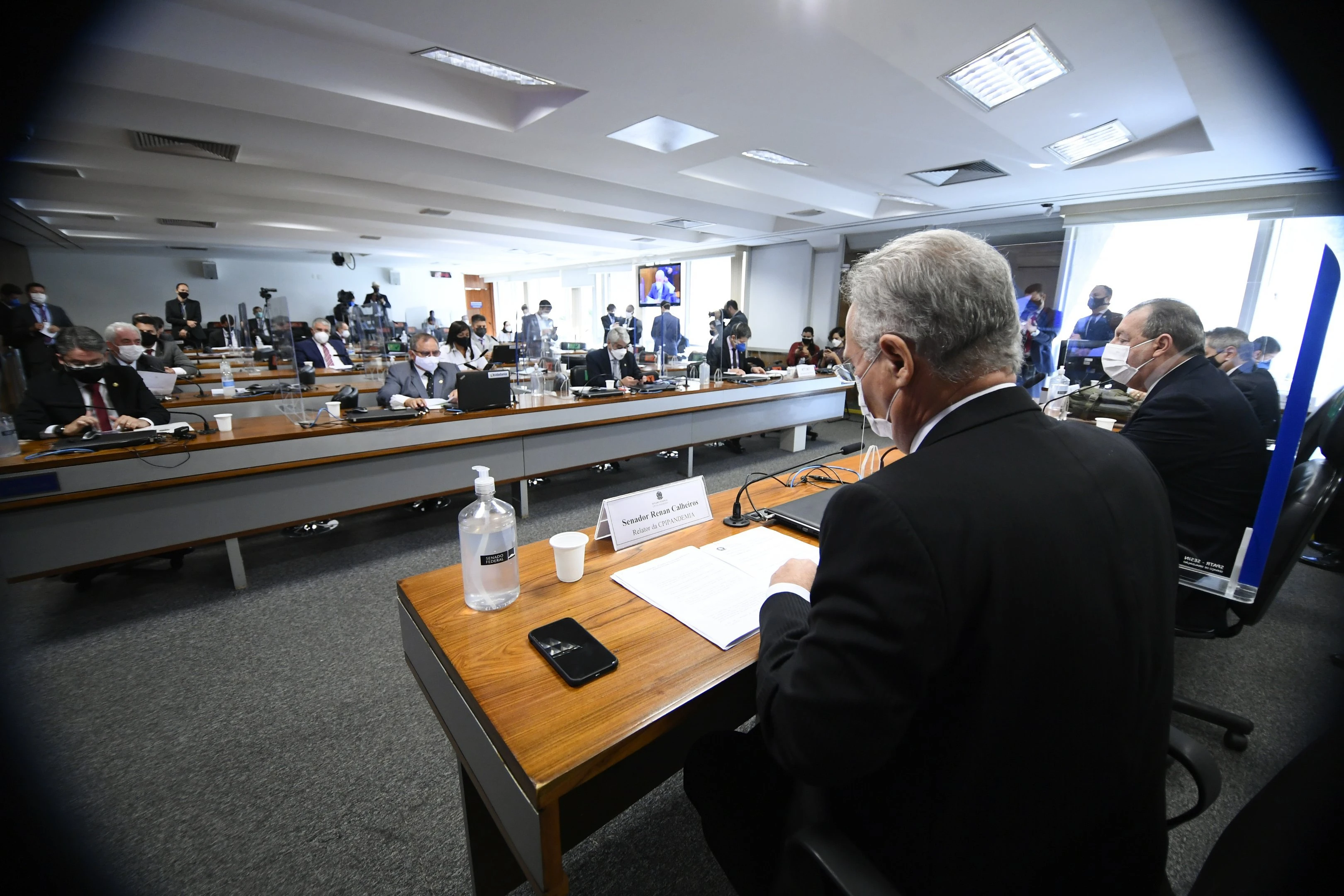 CPI pede quebra de sigilo de Wizard e de empresários de farmacêuticas