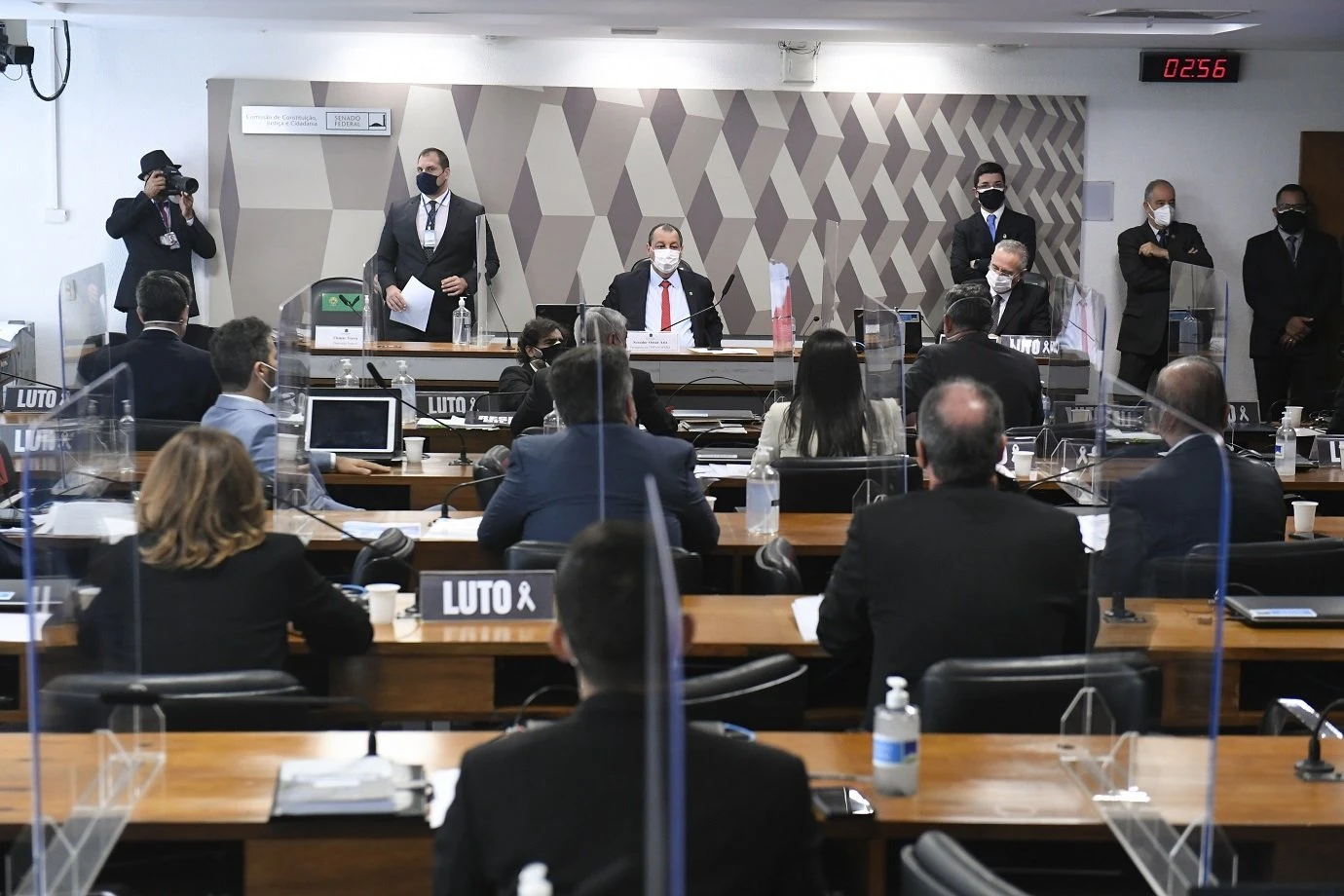 STF autoriza assessor de Bolsonaro a ficar em silêncio na CPI da Covid