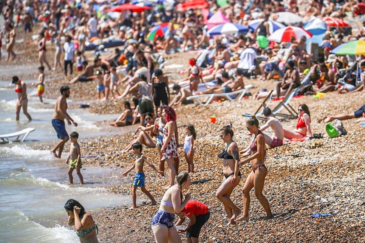 CEO da Ryanair vê “invasão das praias” da Europa após vacina
