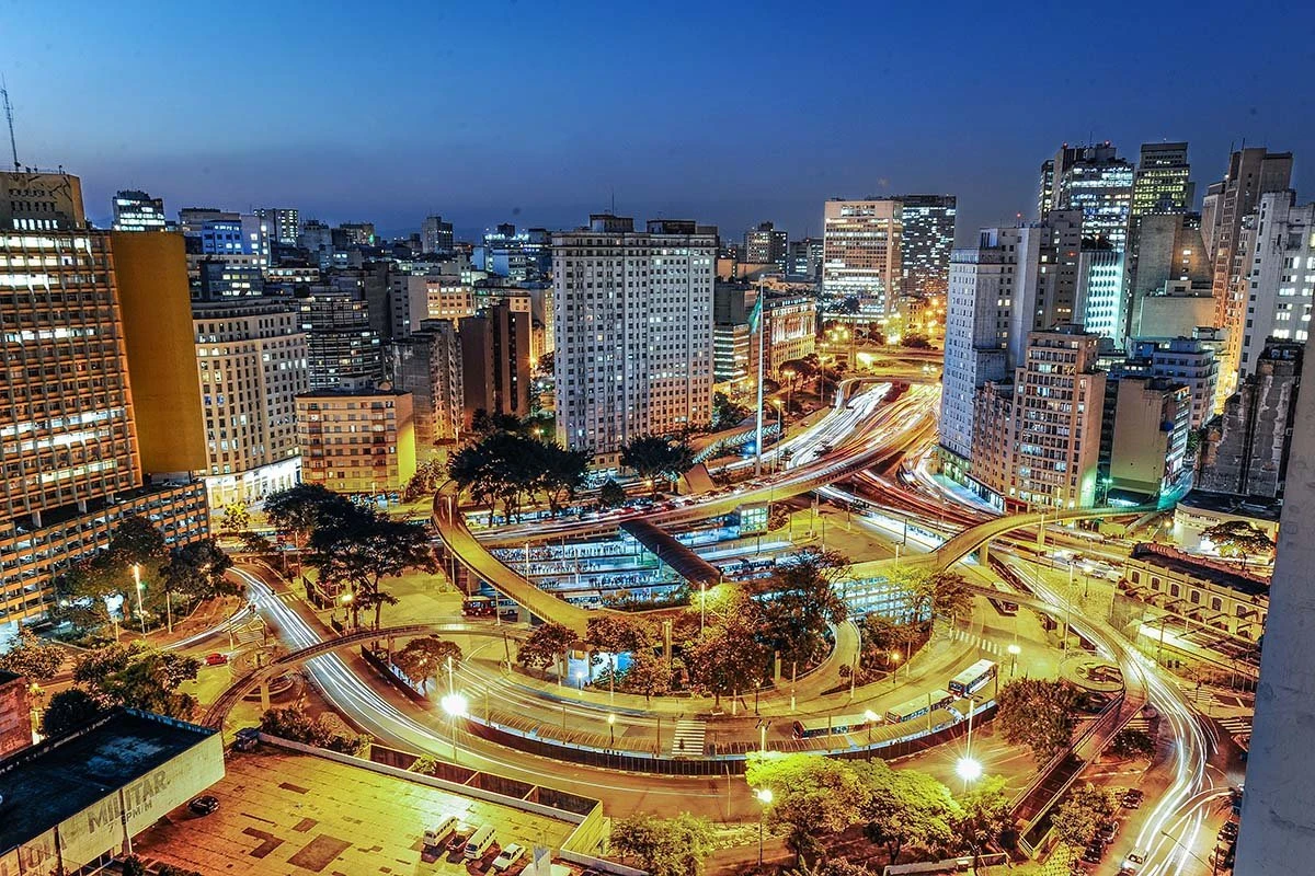 Habitação e geração de emprego: quais as propostas de Covas e Boulos