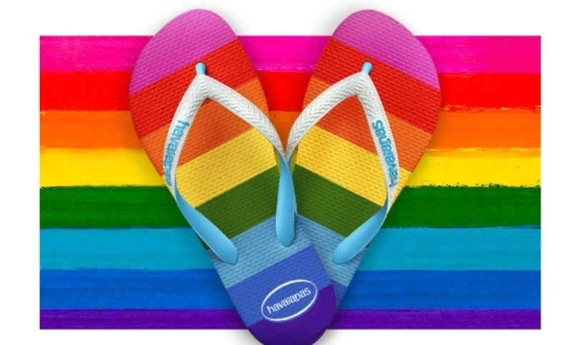 Havaianas reverterá 7% do lucro da linha Pride para causa LGBT+