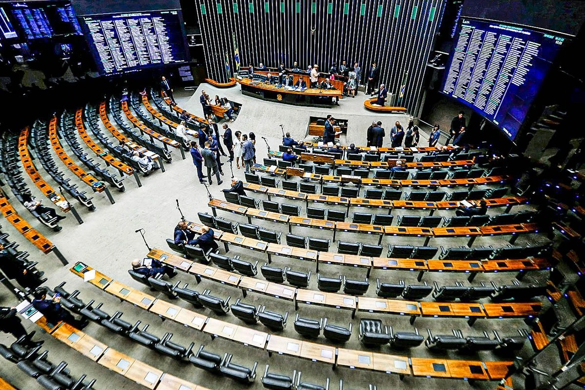 Relator da reforma administrativa quer apresentar parecer em agosto