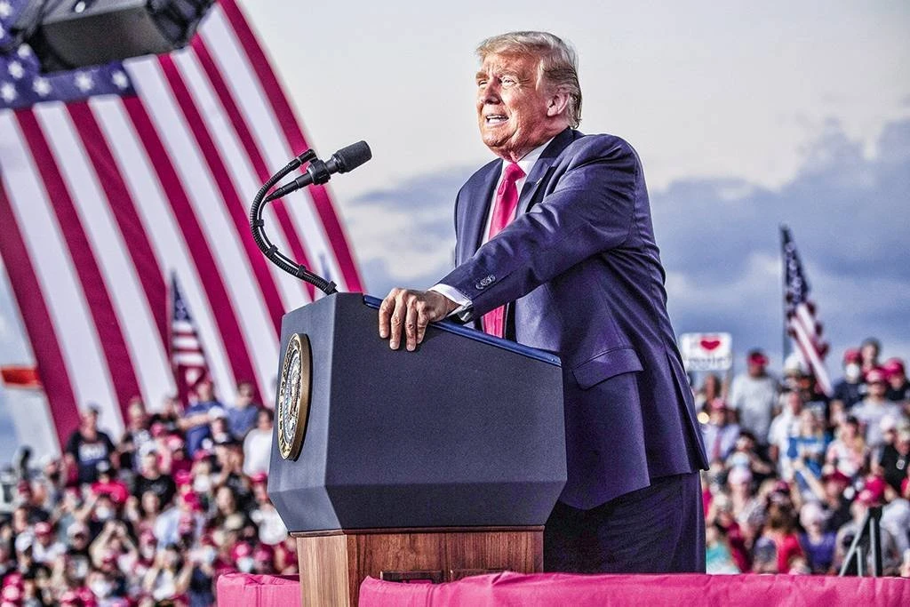 Nos EUA, brancos podem votar menos em Trump neste ano do que em 2016
