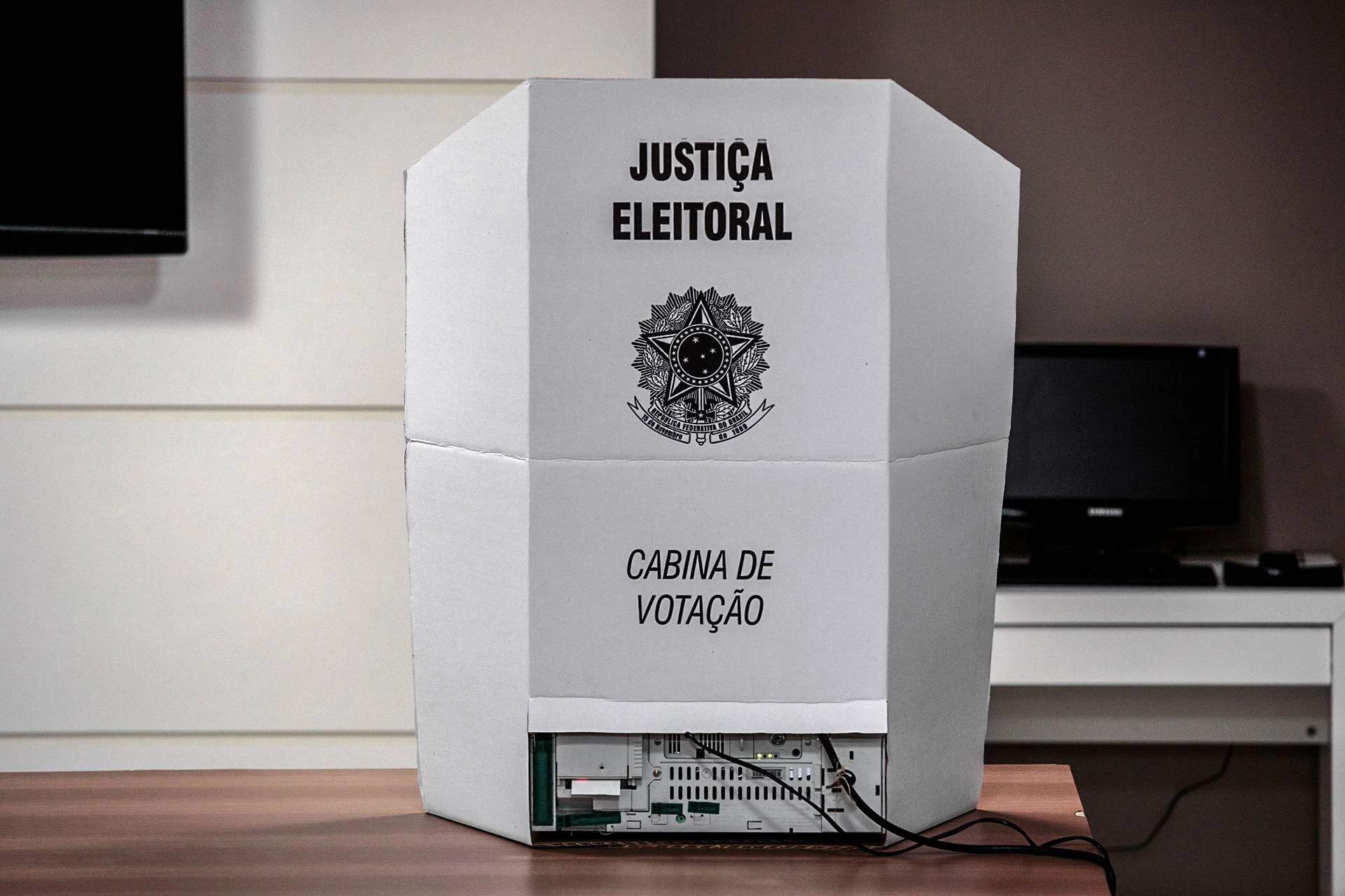 STF confirma que título de eleitor não é obrigatório para votar