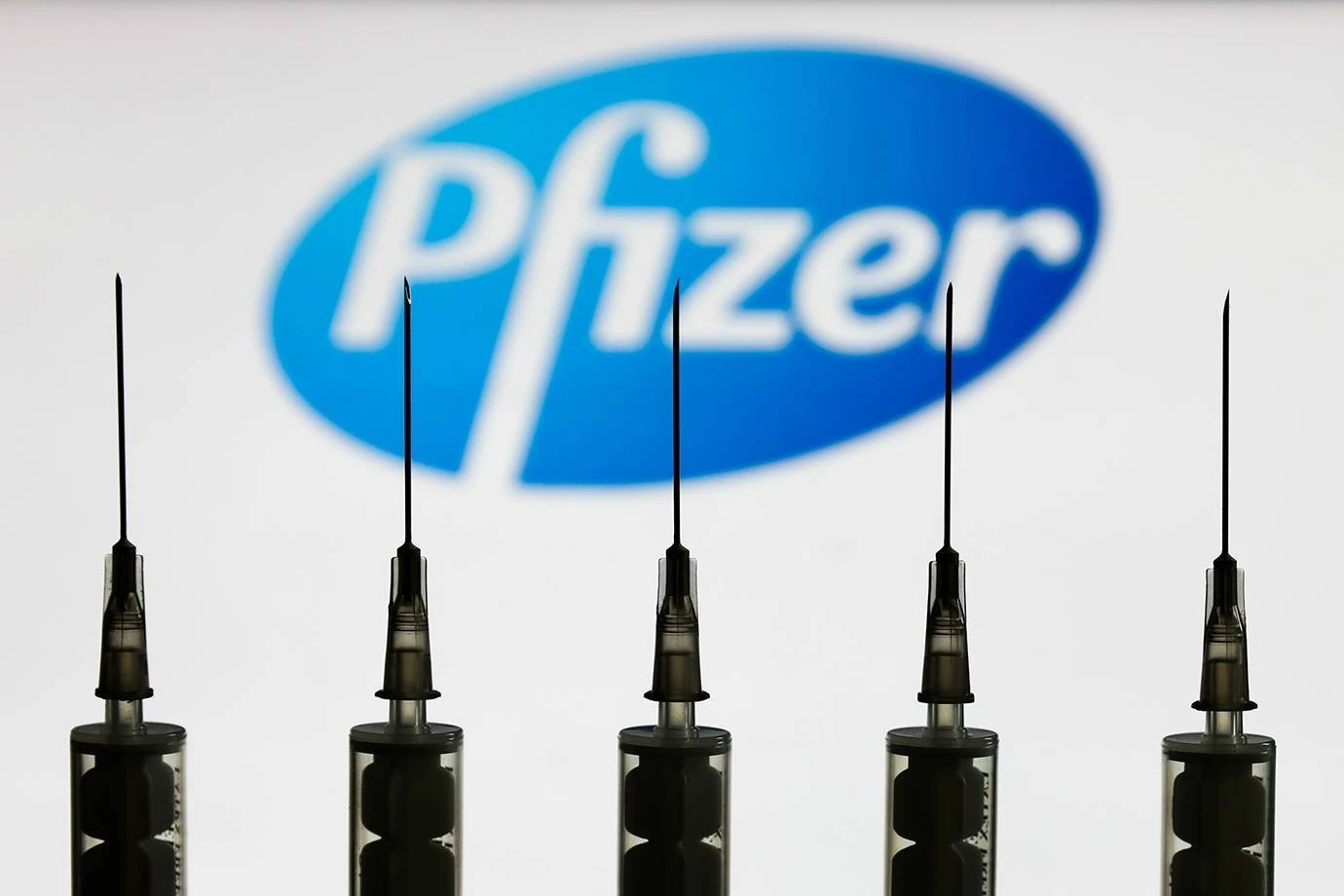 Vacina da Pfizer da covid-19 usa técnica inédita; entenda