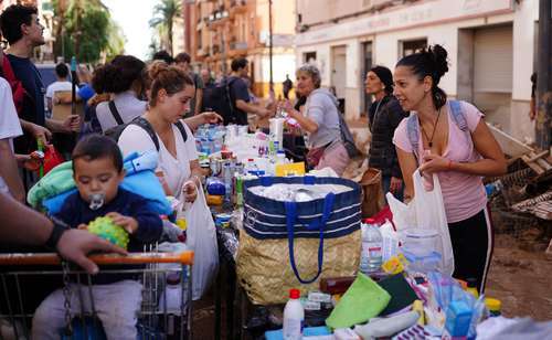 España: mil 900 desaparecidos y 207 decesos tras el paso de la DANA   