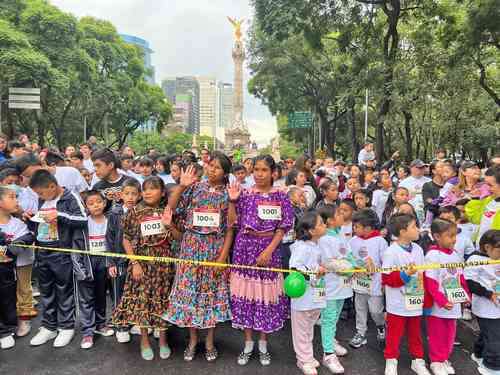 Organiza el DIF carrera para difundir los derechos de niños y adolescentes   