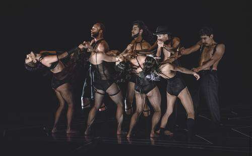 En código bolero, homenaje de la danza a la cartografía amorosa del mexicano   