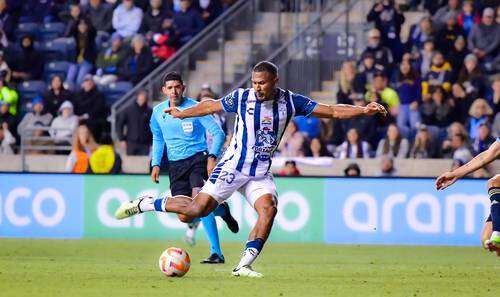 Tigres y Pachuca rescatan empates en octavos de final de la Liga de Campeones   