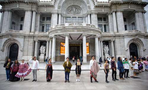 Más de mil artesanos textiles del país se reunirán en Original   