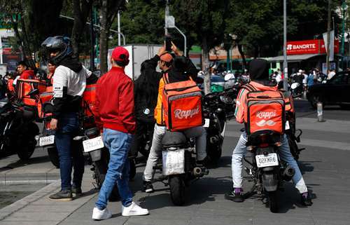 SAT: están inscritos en el padrón de contribuyentes 606 mil repartidores   