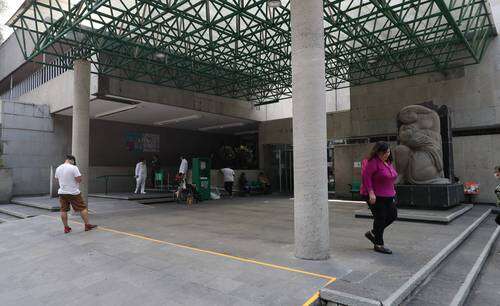 A cuentagotas se alivia el deterioro en los hospitales de IMSS e Issste   