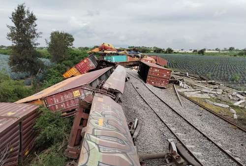 Se descarrila tren en jalisco   