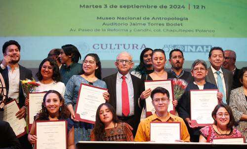 Encabezan las mujeres la celebración por la entrega de los Premios INAH   