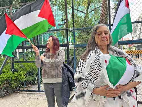 Con “sembradío de cadáveres”, protestan en Reforma contra ataques a Gaza   