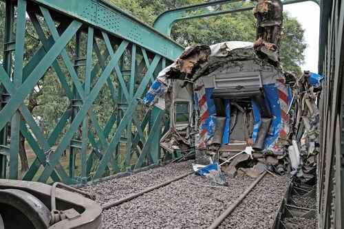 Choque de trenes deja 90 heridos en Argentina    